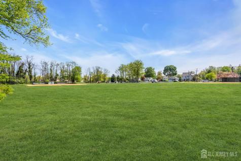 52 Thomas Avenue Shrewsbury Boro NJ 07702