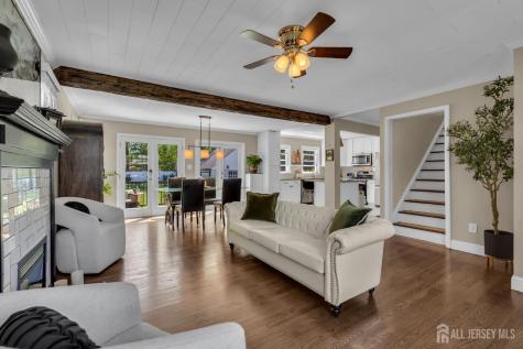 52 Thomas Avenue Shrewsbury Boro NJ 07702