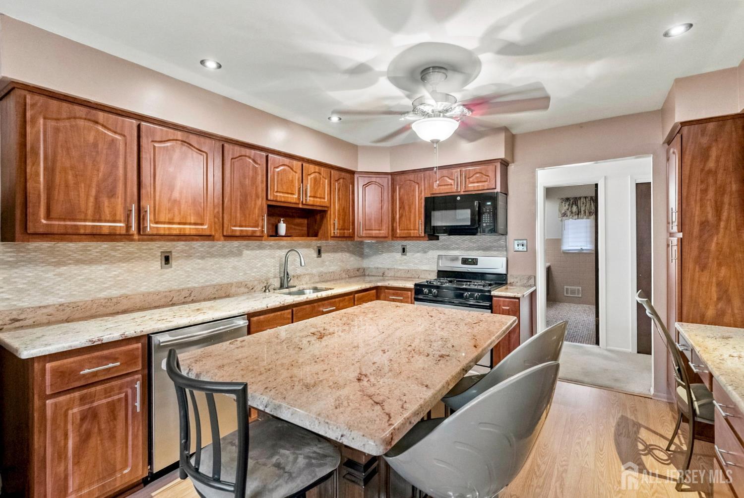 1 Hidden Lake Drive North Brunswick NJ 08902