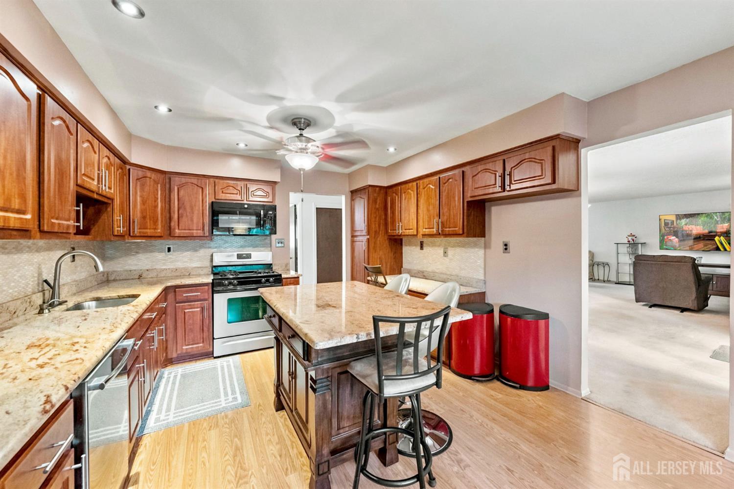 1 Hidden Lake Drive North Brunswick NJ 08902