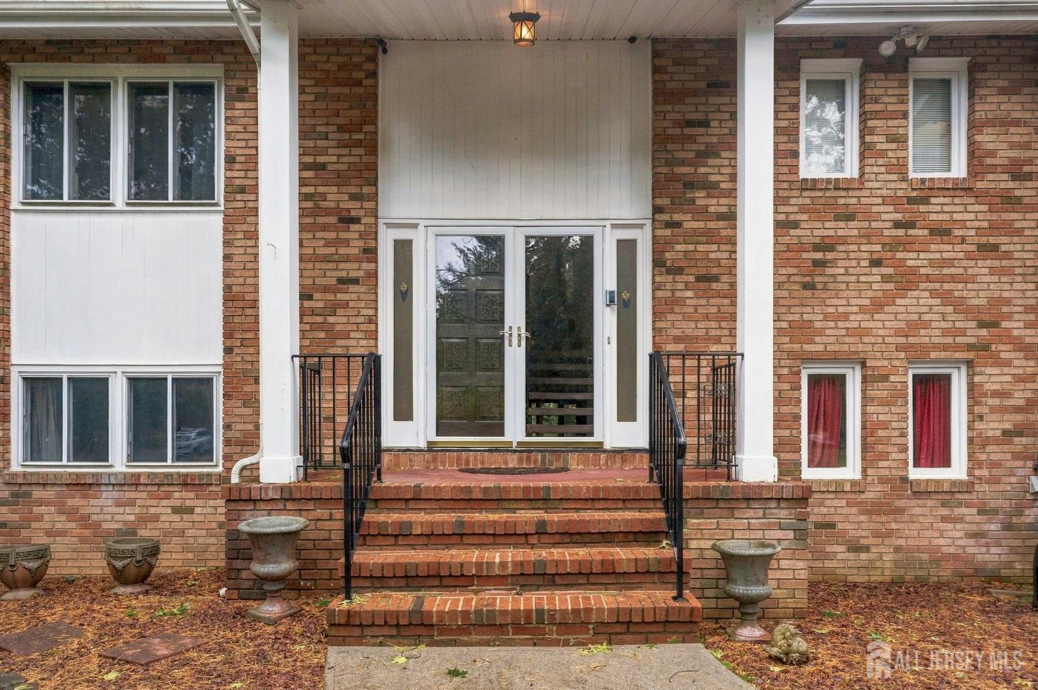 1 Hidden Lake Drive North Brunswick NJ 08902