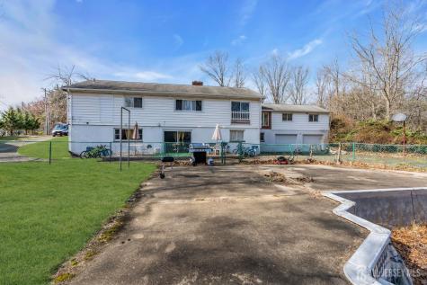 184 Route 520 Morganville NJ 07751