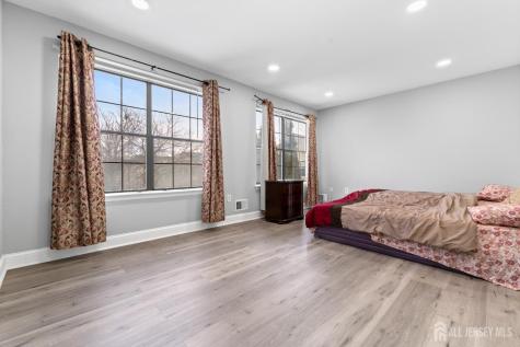 292 Pershing Avenue Carteret NJ 07008