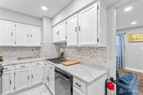292 Pershing Avenue Carteret NJ 07008