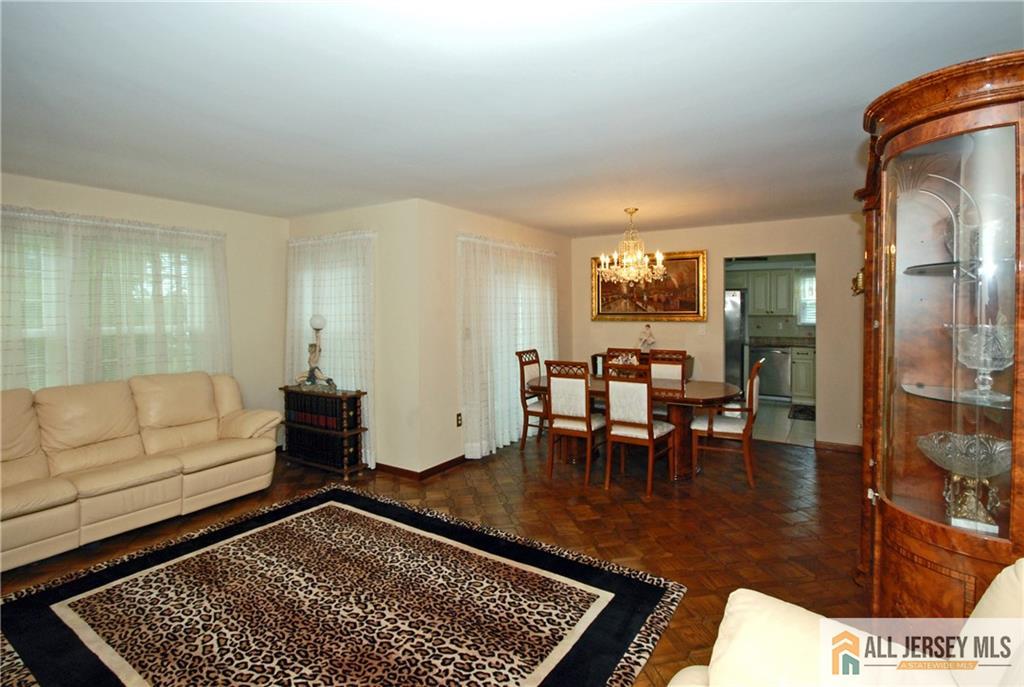 12 Dorchester Drive Monroe NJ 08831