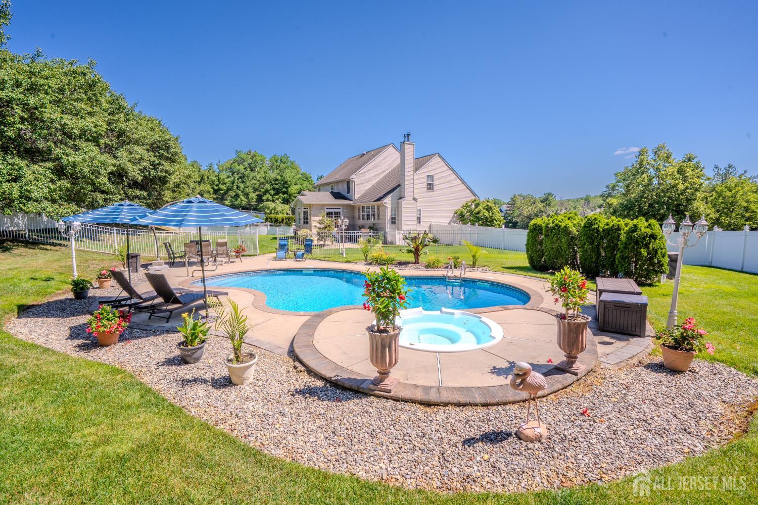 4 Dorene Court Monroe NJ 08831