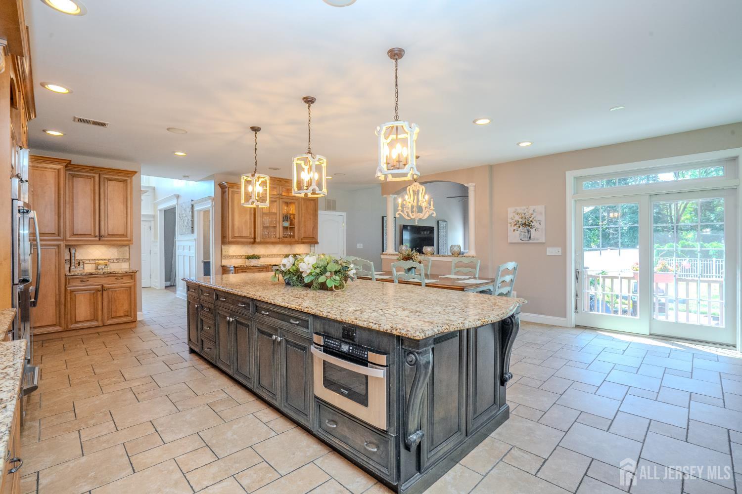 4 Dorene Court Monroe NJ 08831