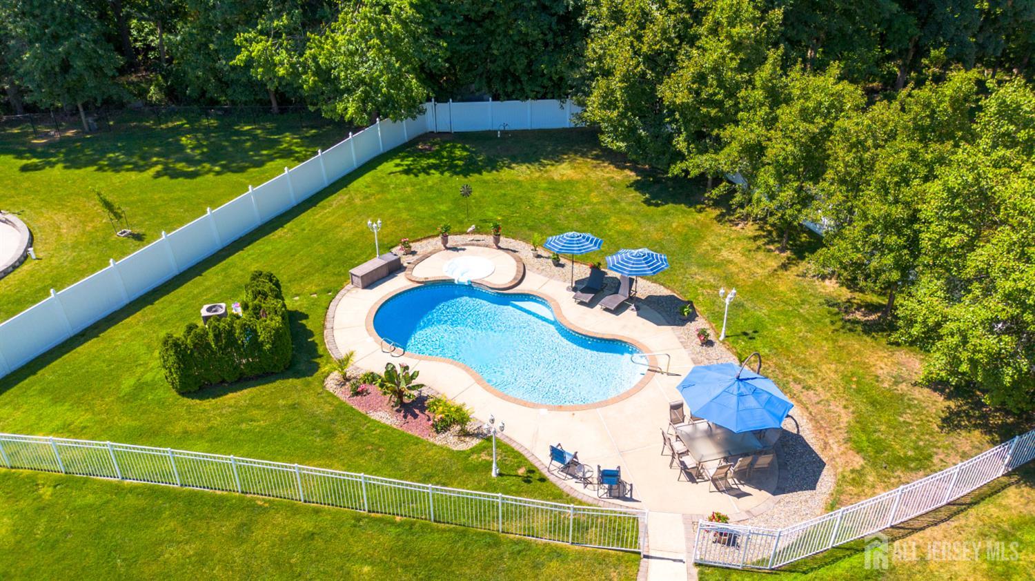 4 Dorene Court Monroe NJ 08831