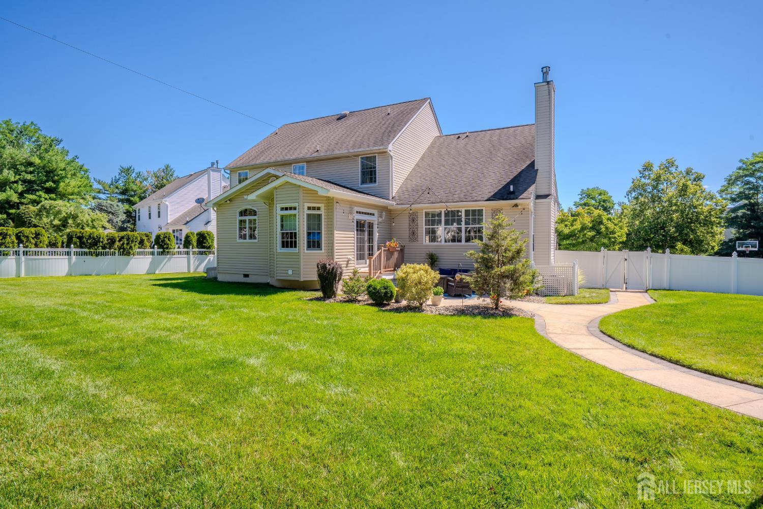 4 Dorene Court Monroe NJ 08831