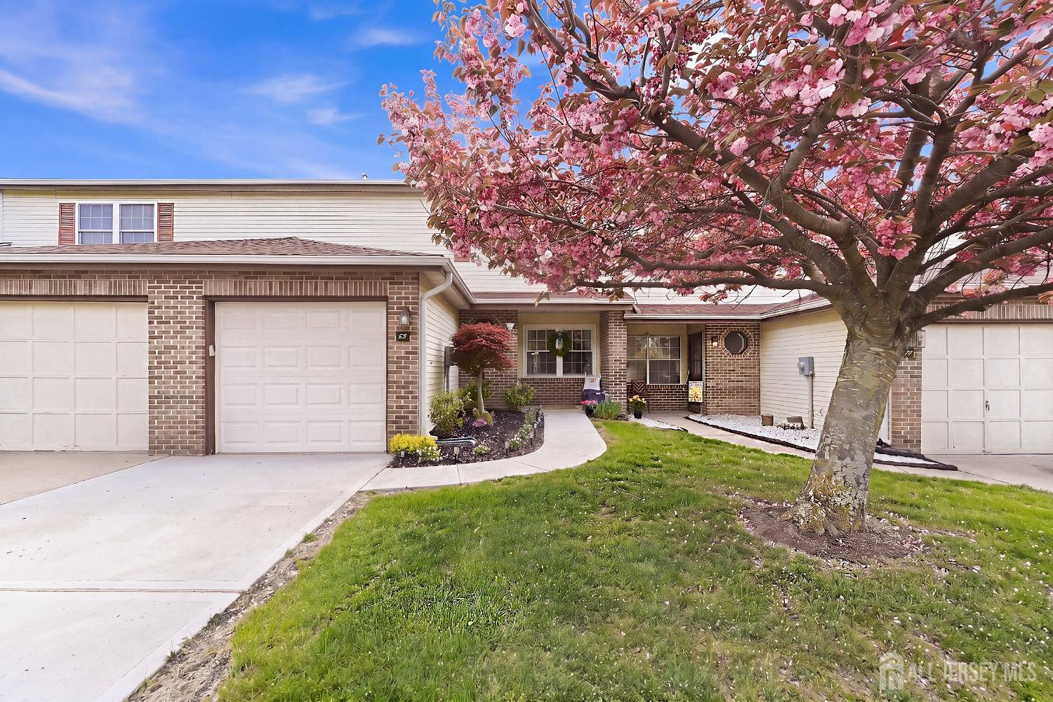 69 Jefferson Drive Spotswood NJ 08884