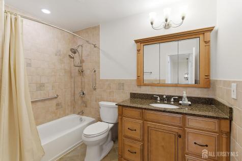 69 Jefferson Drive Spotswood NJ 08884