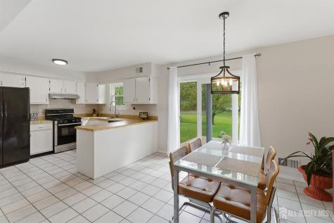 69 Jefferson Drive Spotswood NJ 08884