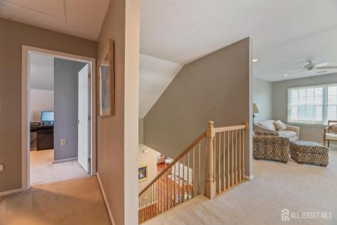 25 Leeds Lane Monroe NJ 08831