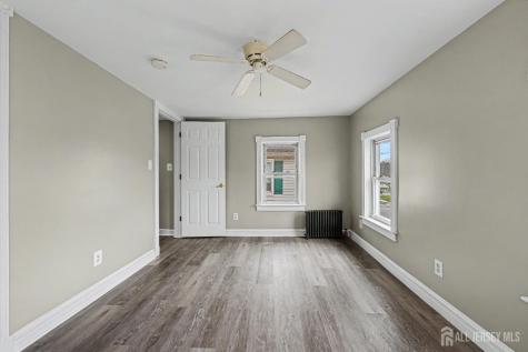 86 Hillside Avenue South River NJ 08882