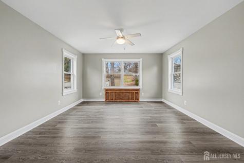 86 Hillside Avenue South River NJ 08882