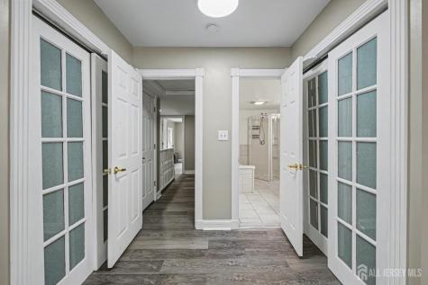 86 Hillside Avenue South River NJ 08882