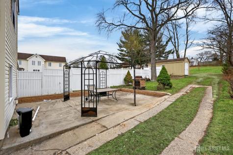 86 Hillside Avenue South River NJ 08882