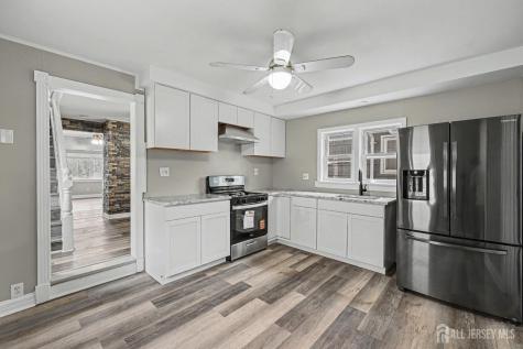 86 Hillside Avenue South River NJ 08882