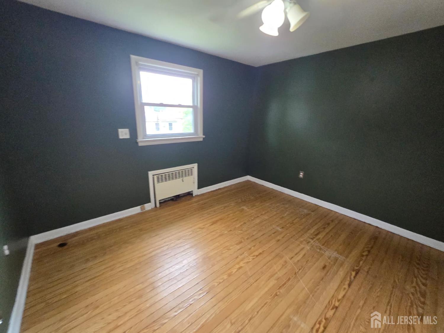 4 Vale Street Edison NJ 08817