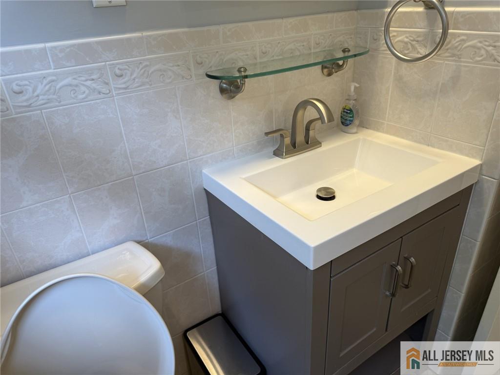 170 Prospect Avenue Edison NJ 08817