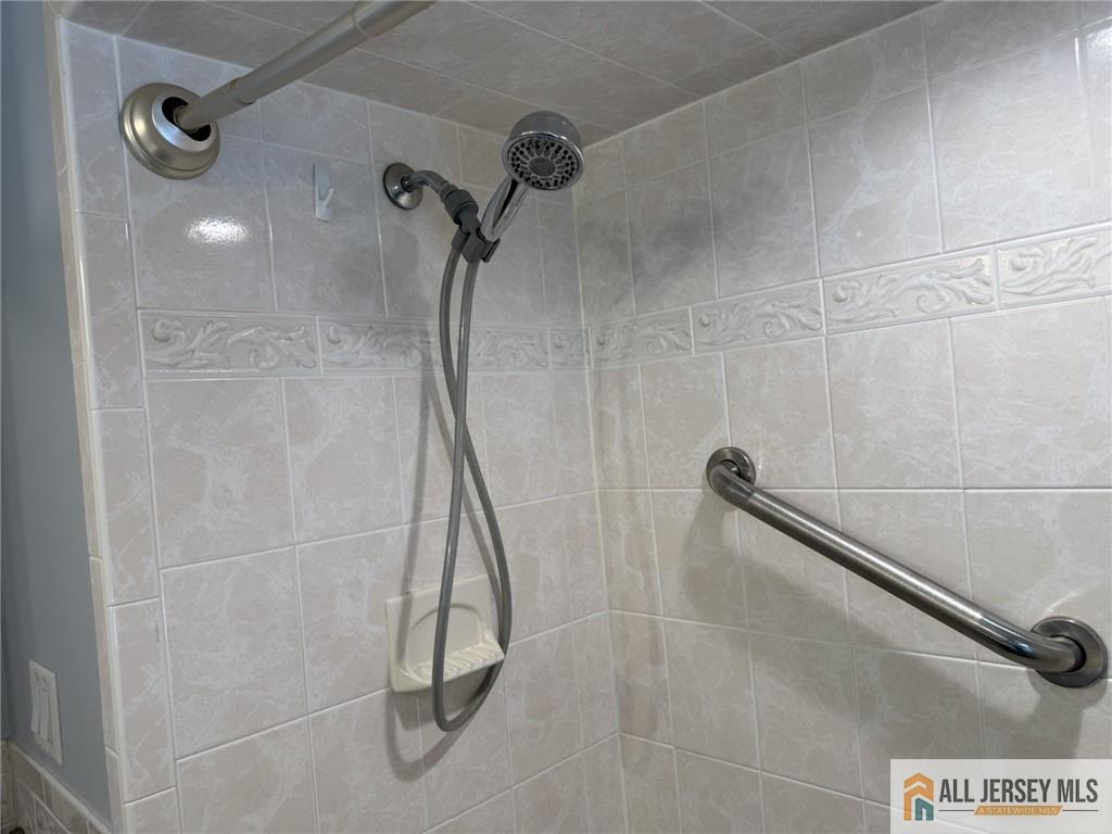 170 Prospect Avenue Edison NJ 08817