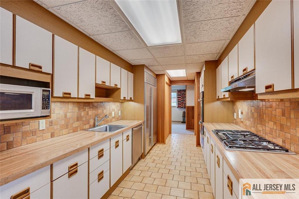 21 Tyndall Road South Brunswick NJ 08824