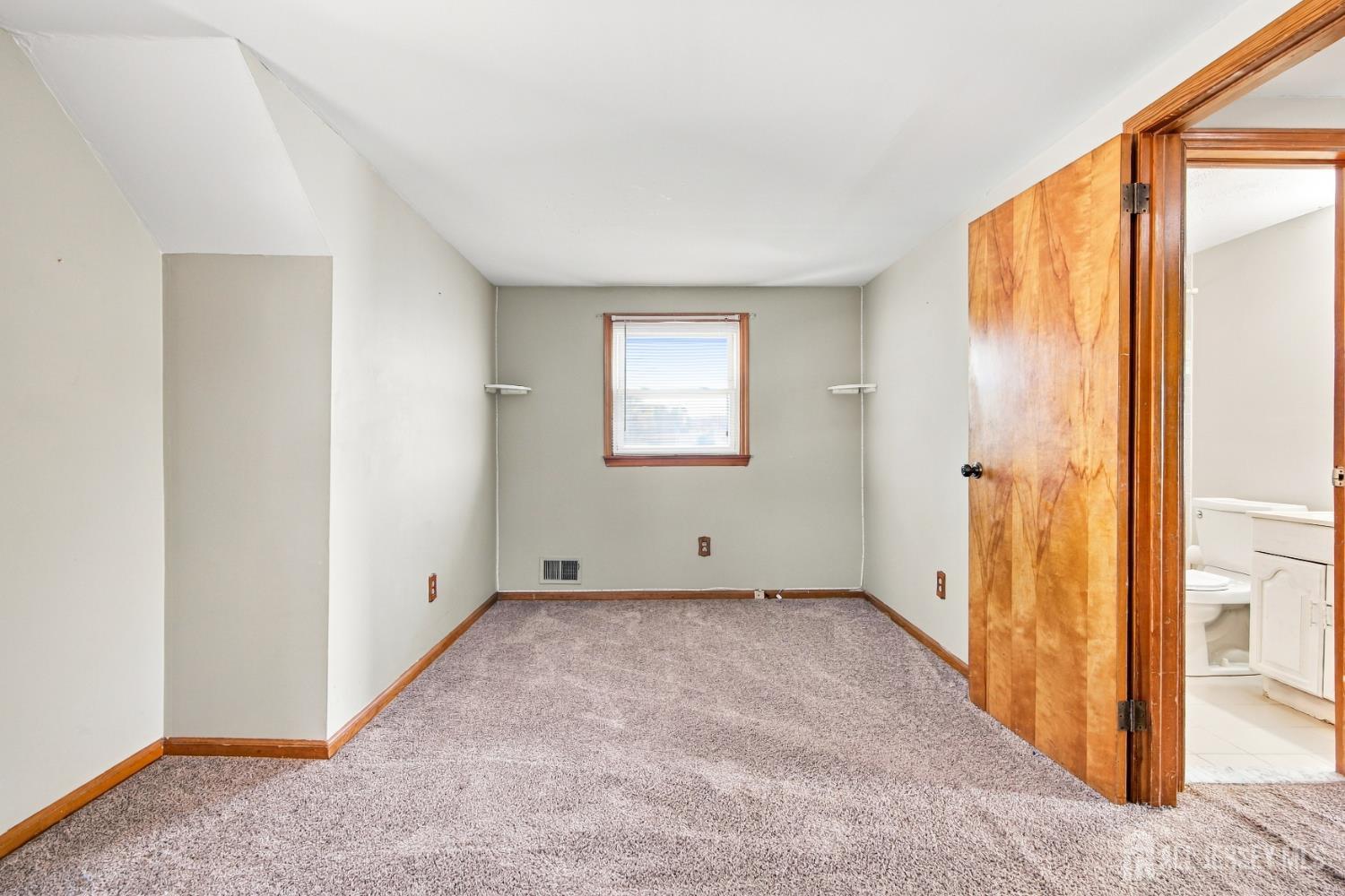 10 Grover Avenue Sayreville NJ 08879