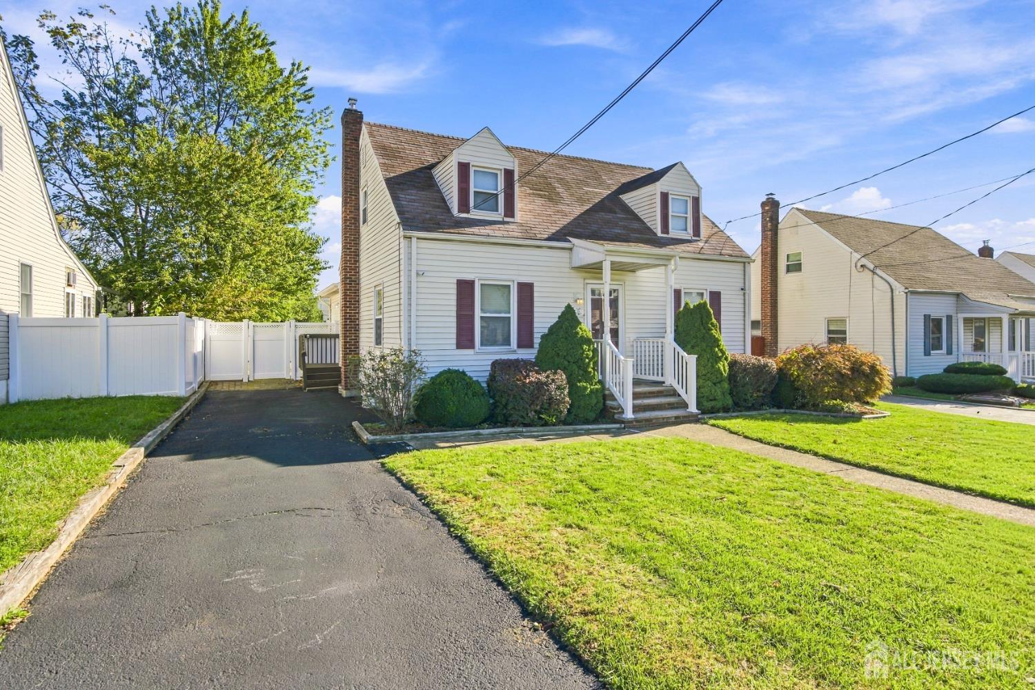 10 Grover Avenue Sayreville NJ 08879