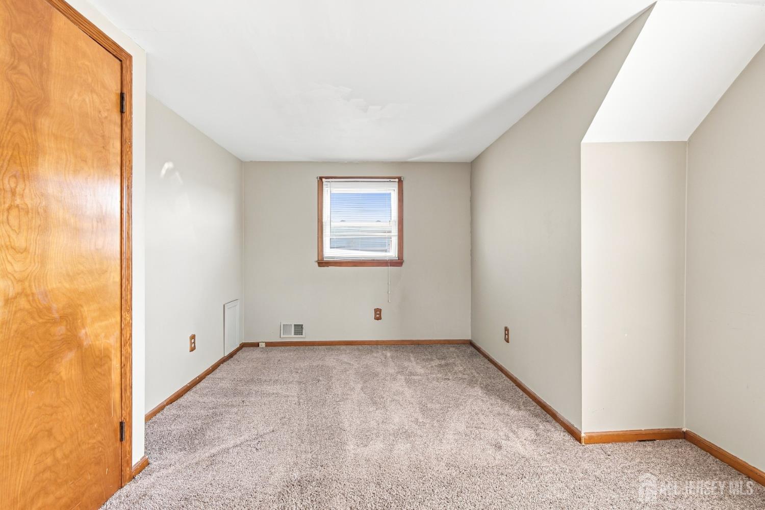 10 Grover Avenue Sayreville NJ 08879