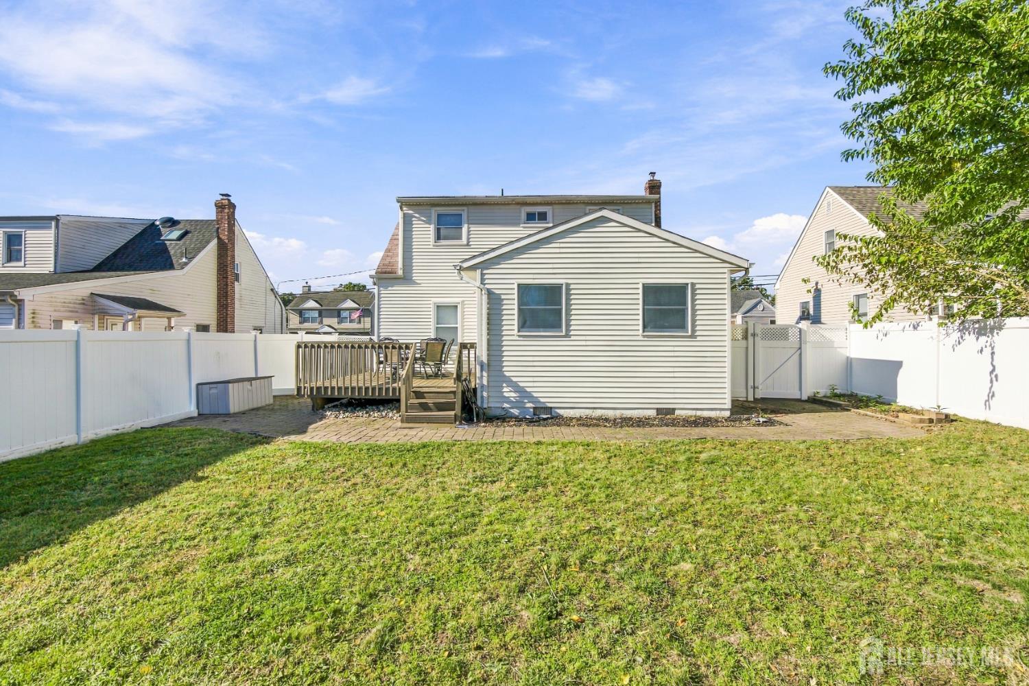 10 Grover Avenue Sayreville NJ 08879