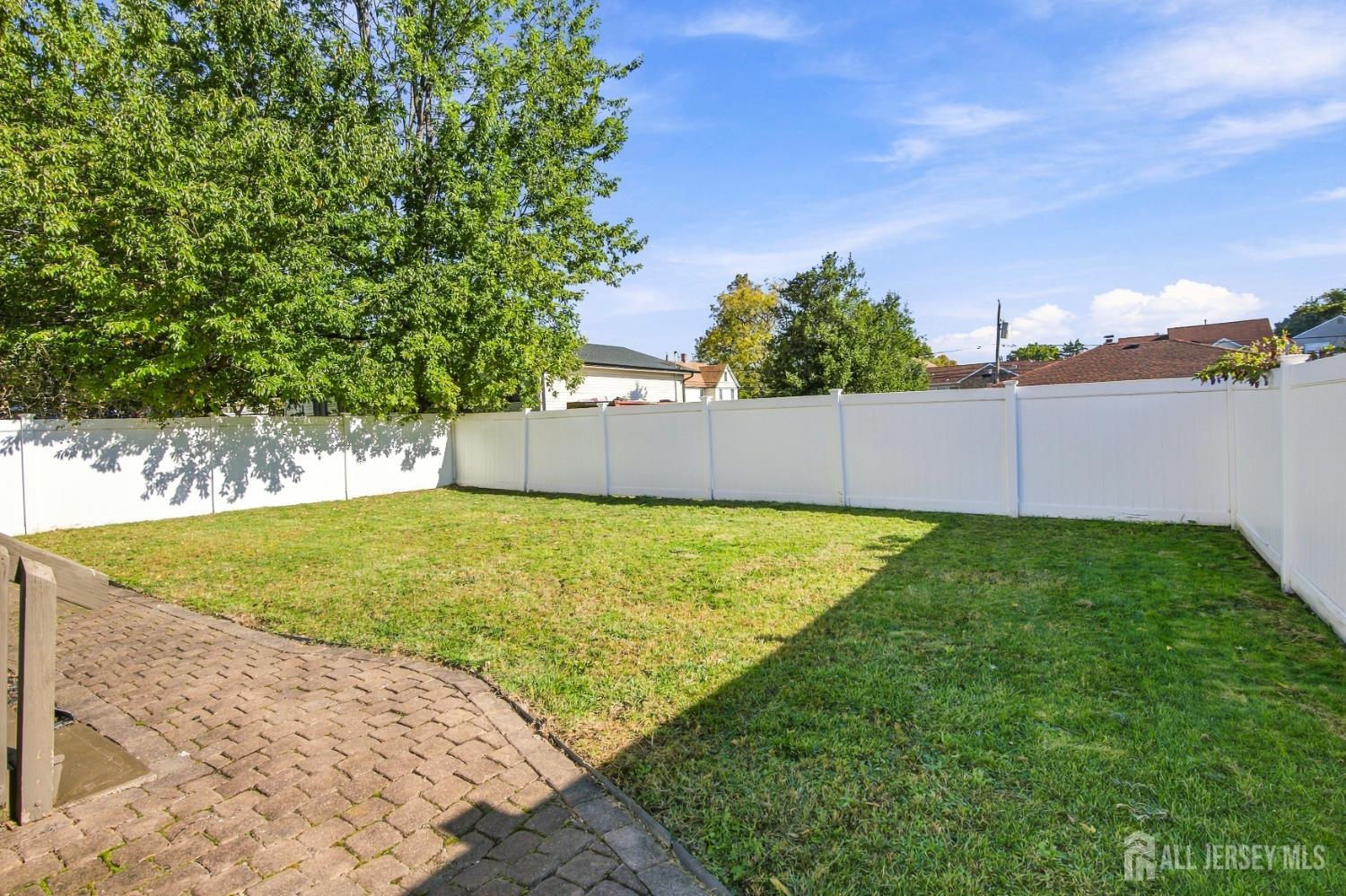 10 Grover Avenue Sayreville NJ 08879