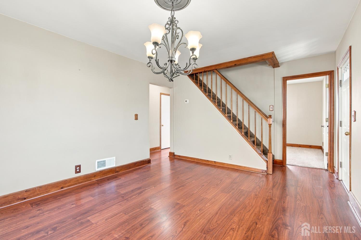 10 Grover Avenue Sayreville NJ 08879
