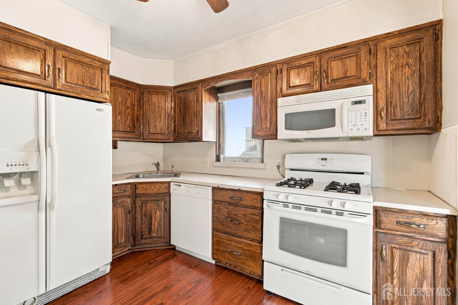 10 Grover Avenue Sayreville NJ 08879