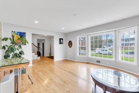 8 Queens Place Old Bridge NJ 08857