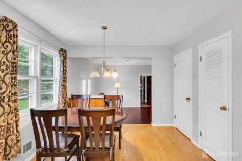8 Queens Place Old Bridge NJ 08857