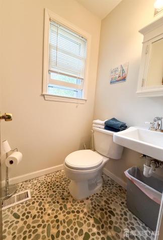 8 Queens Place Old Bridge NJ 08857