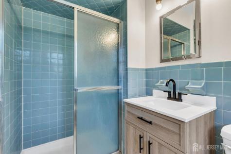 8 Queens Place Old Bridge NJ 08857