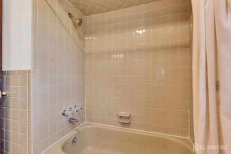 8 Queens Place Old Bridge NJ 08857