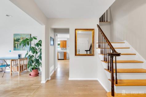 8 Queens Place Old Bridge NJ 08857