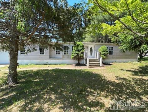 397 Spotswood Gravel Hill Road Monroe NJ 08831