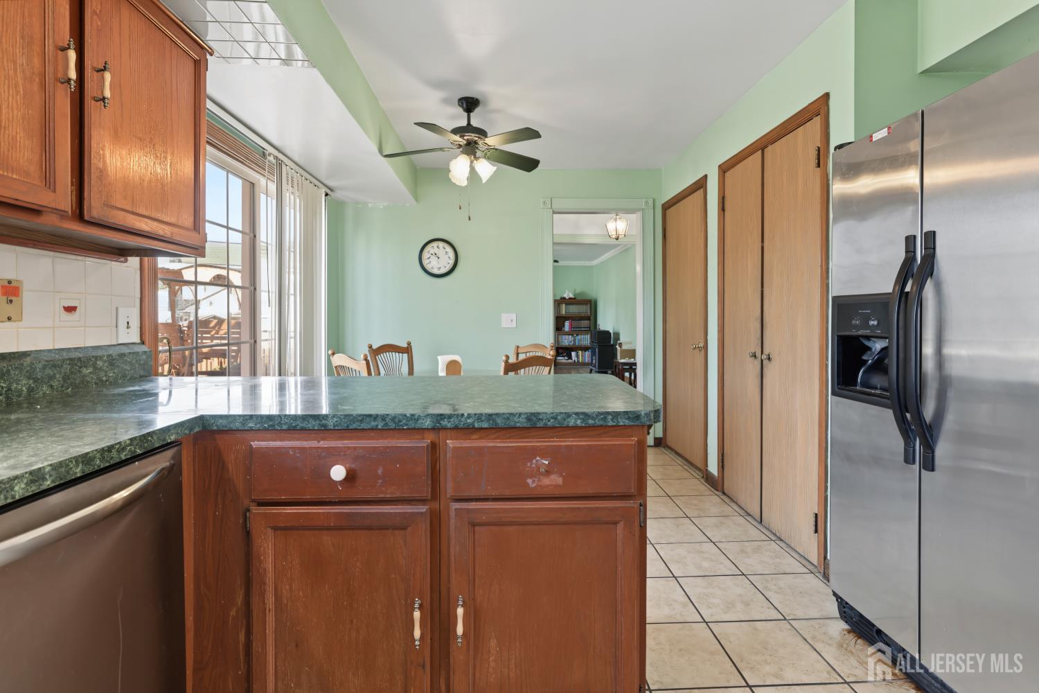 22 Ditmars Circle Hillsborough NJ 08844