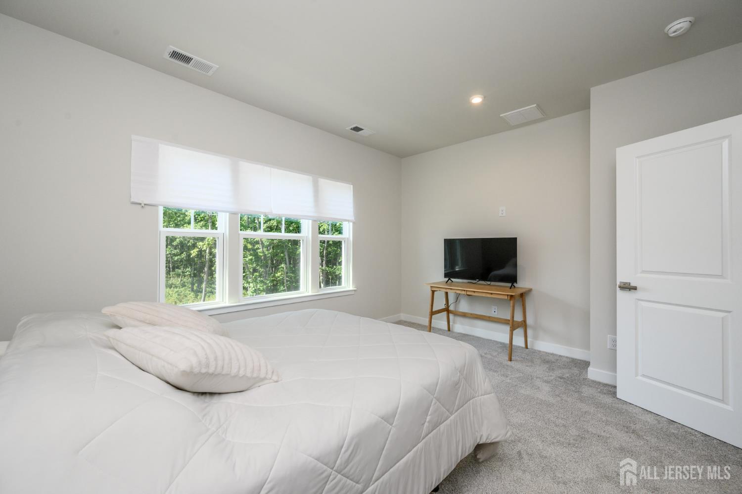 5 Pelham Lane Bayville NJ 08721