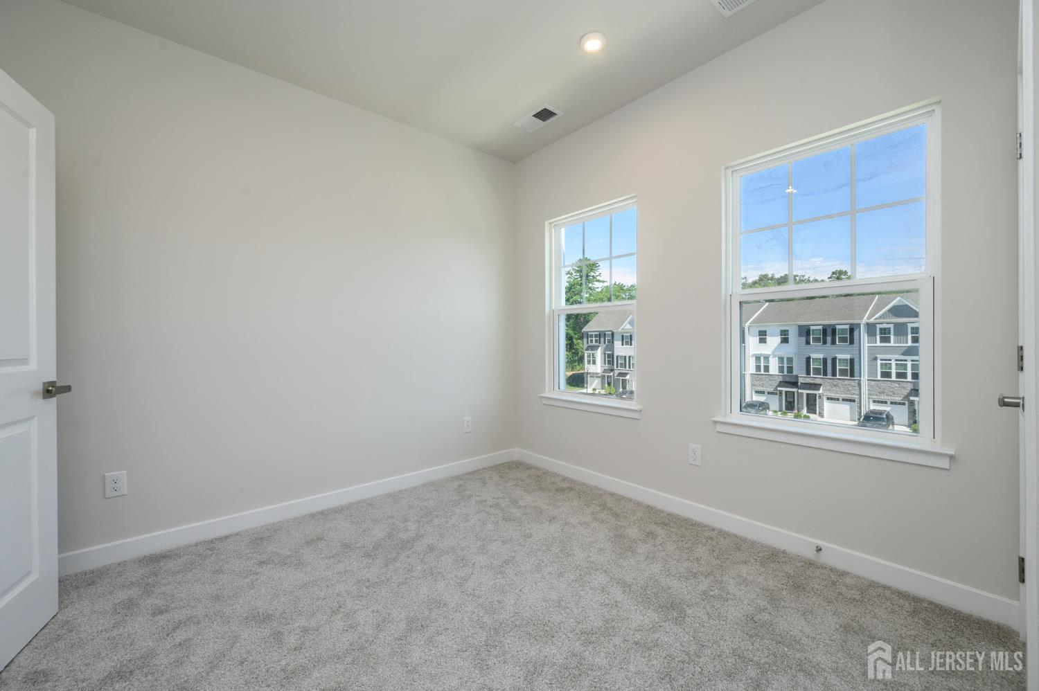 5 Pelham Lane Bayville NJ 08721