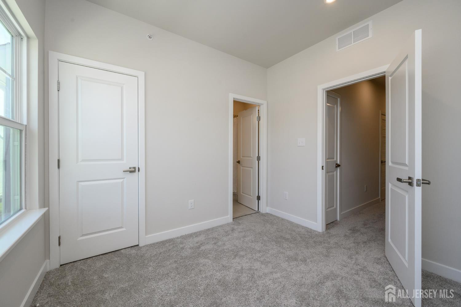 5 Pelham Lane Bayville NJ 08721