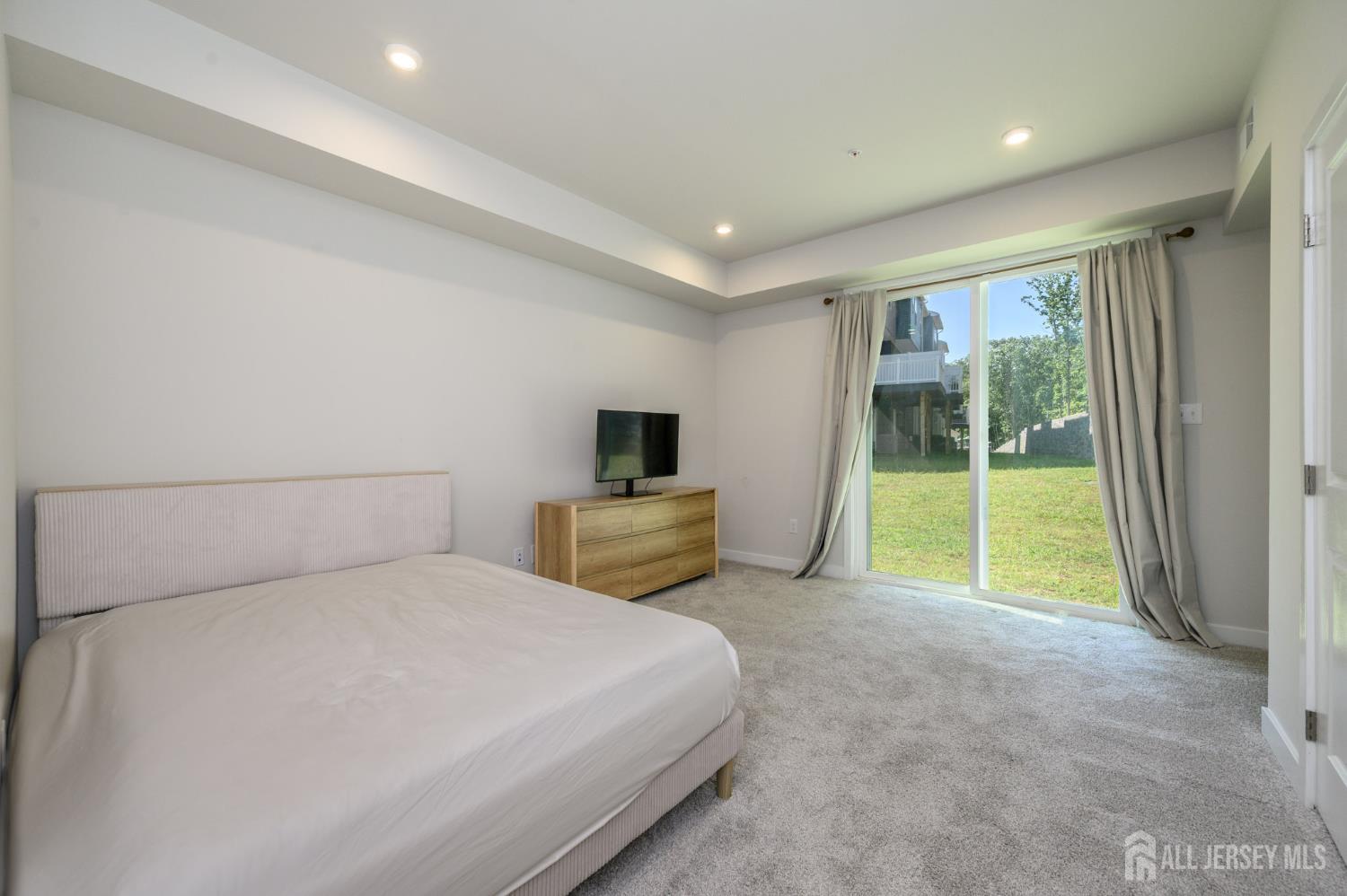 5 Pelham Lane Bayville NJ 08721