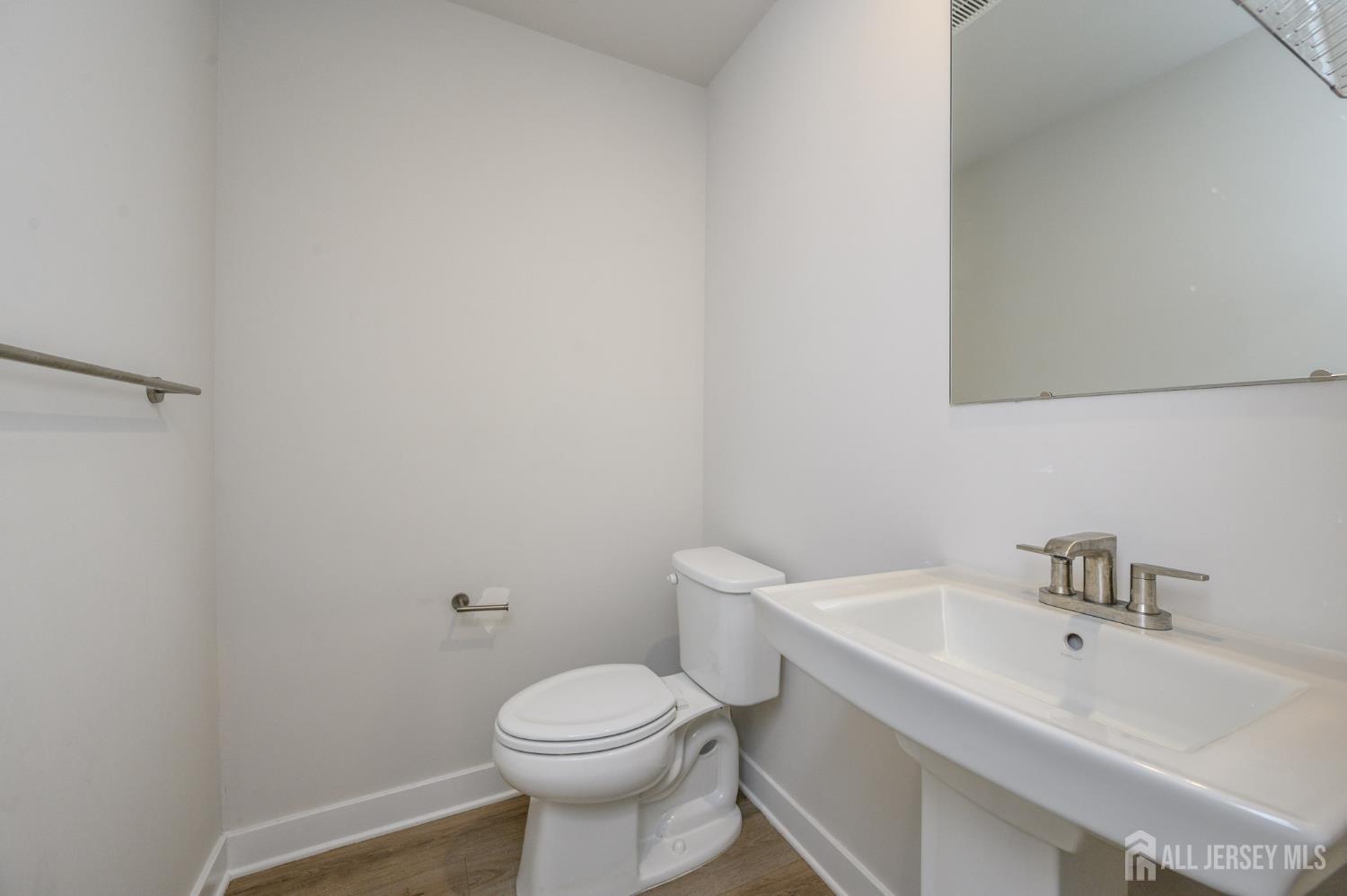 5 Pelham Lane Bayville NJ 08721