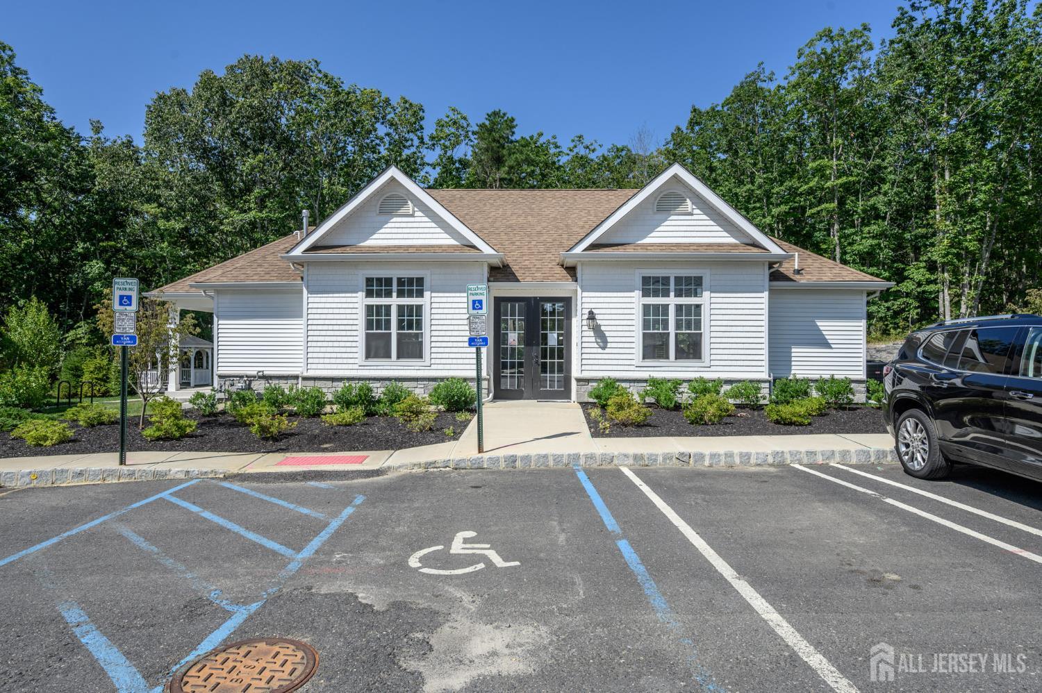 5 Pelham Lane Bayville NJ 08721
