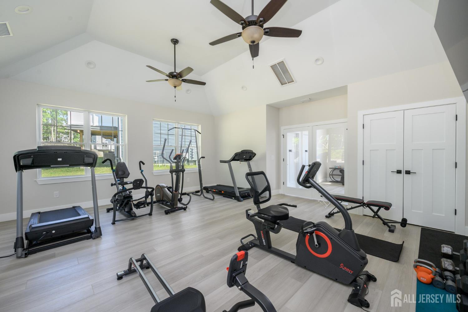 5 Pelham Lane Bayville NJ 08721