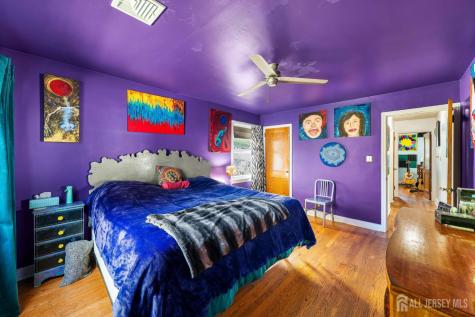 25 S 7th Avenue Highland Park NJ 08904