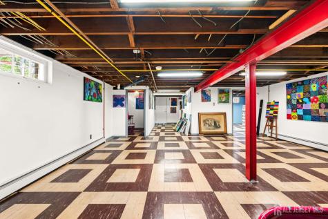 25 S 7th Avenue Highland Park NJ 08904